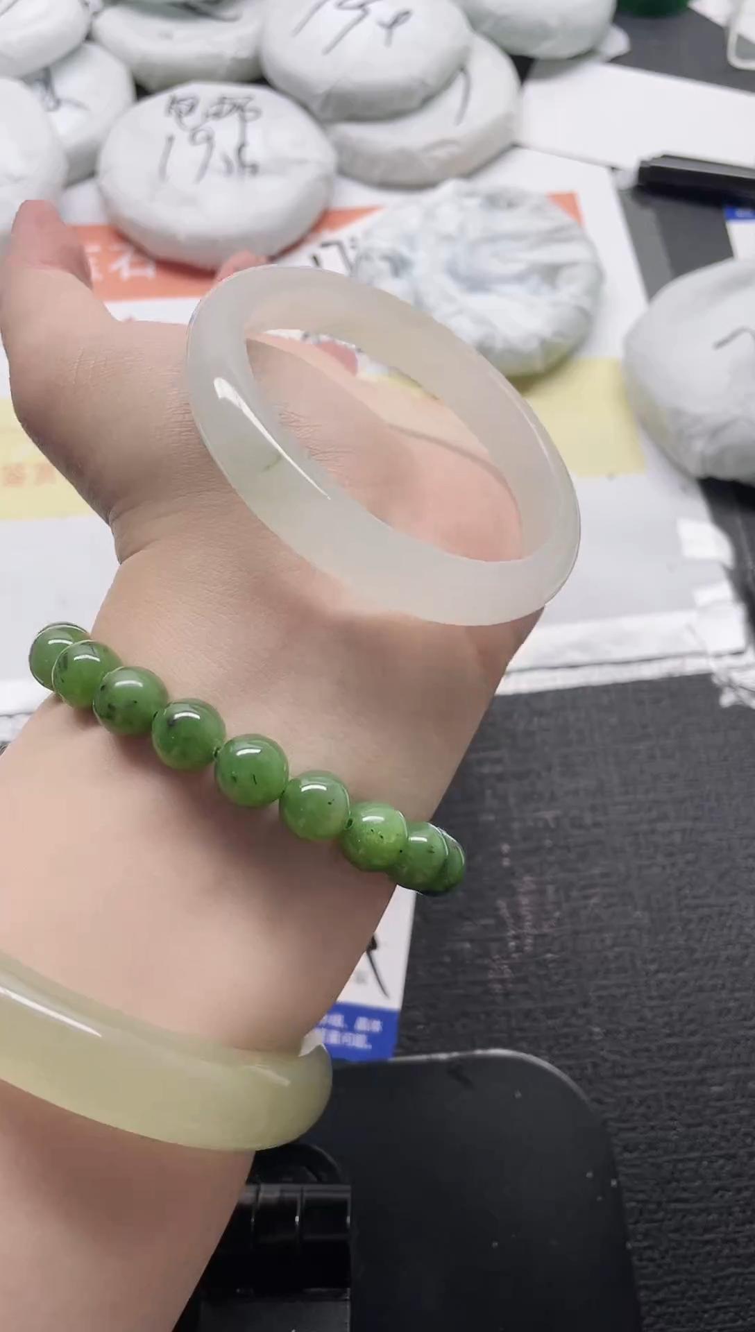 未镶嵌手镯石英质玉159-55