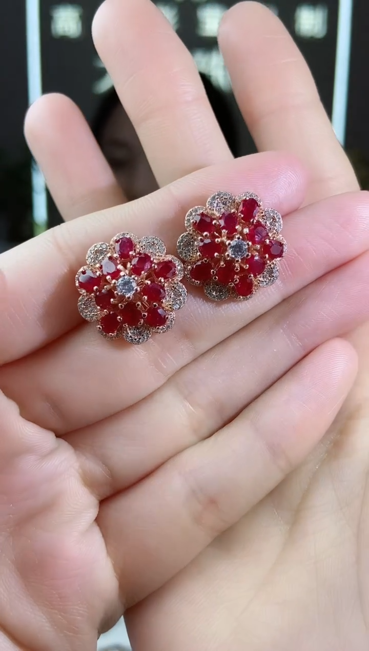 【闪购商品】红宝石耳饰银S925镶嵌耳饰