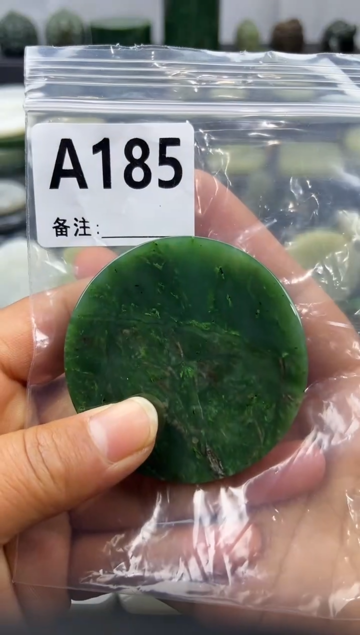 未镶嵌和田玉珠宝半成品镯芯