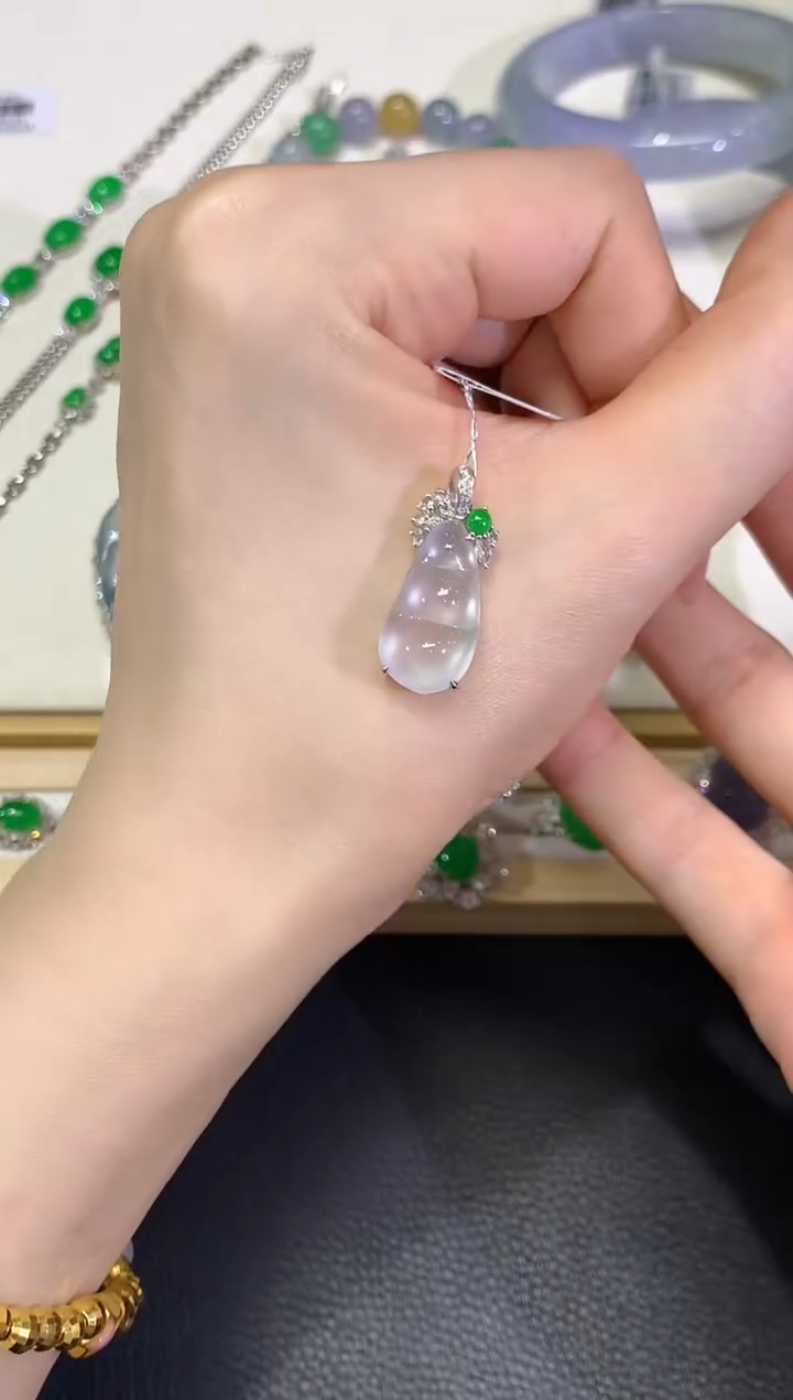 【闪购商品】翡翠颈饰18K金镶嵌团购46