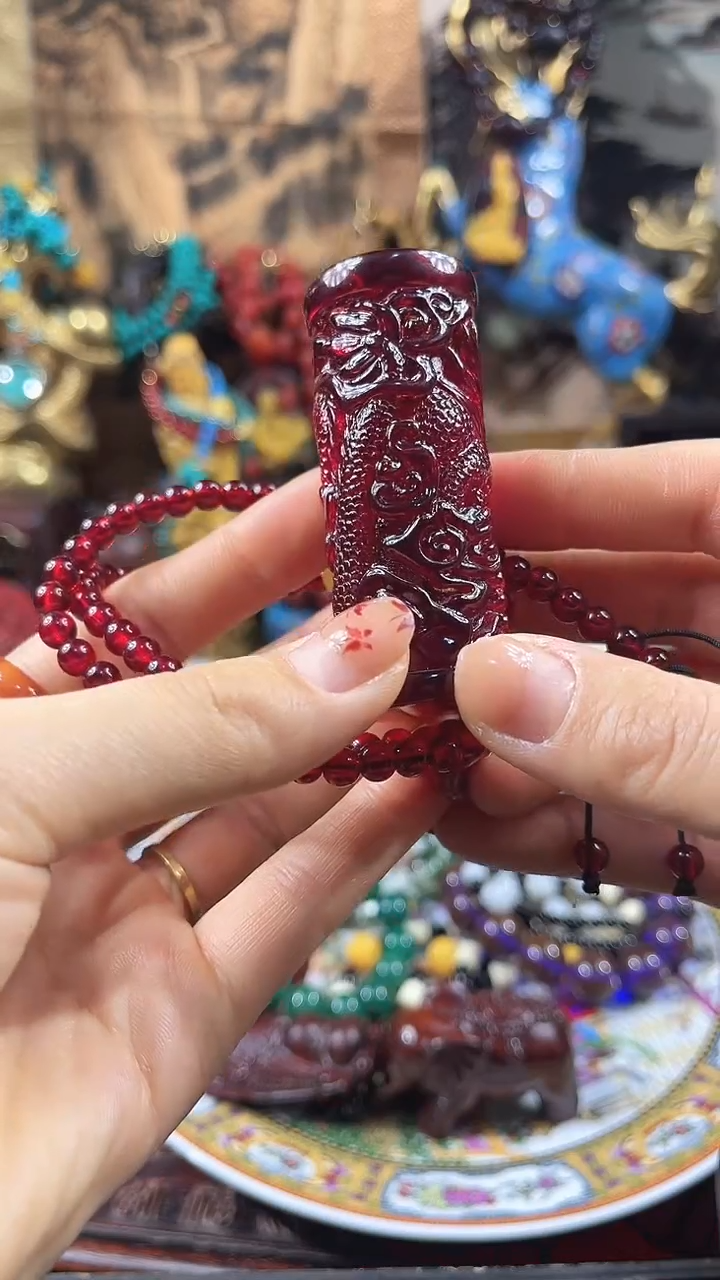 未镶嵌颈饰琥珀花姐甄选红色龙柱项链