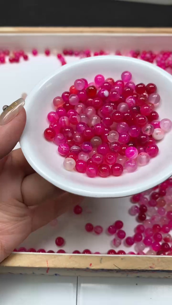 未镶嵌散珠玛瑙/玉髓B1156玫红缠 丝6mm 30个5.8元