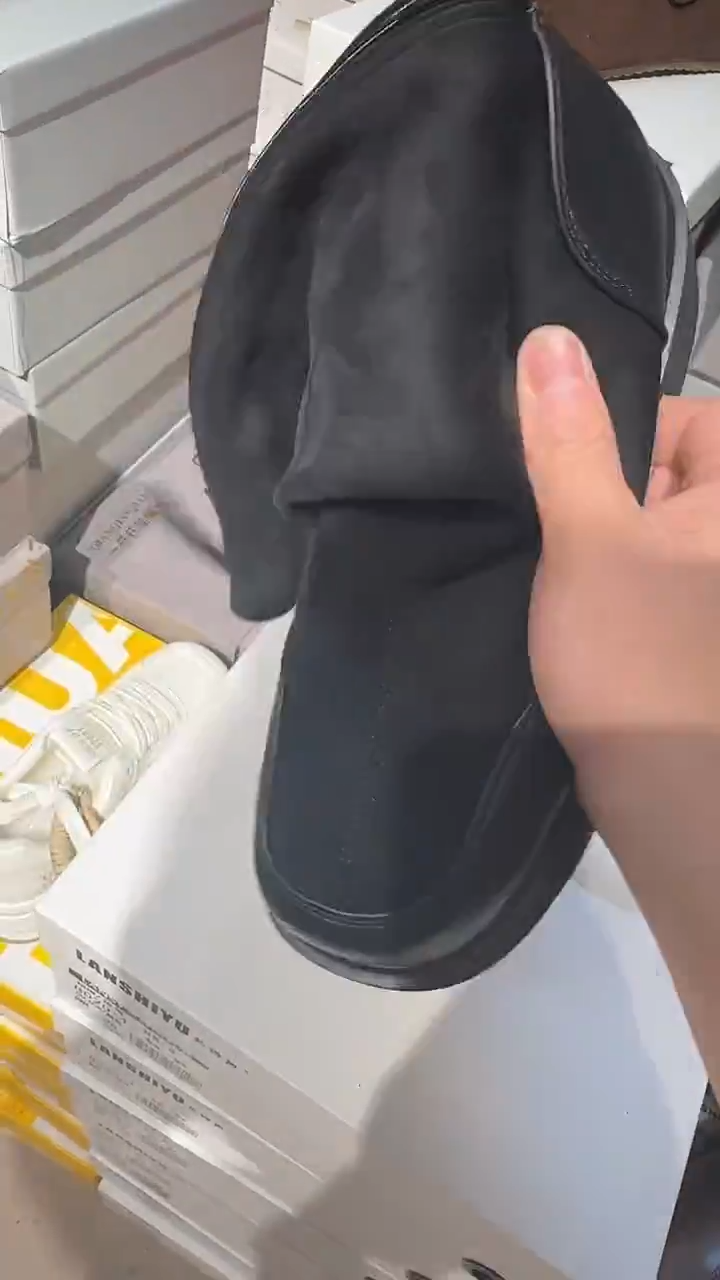 小曼时尚休闲女鞋