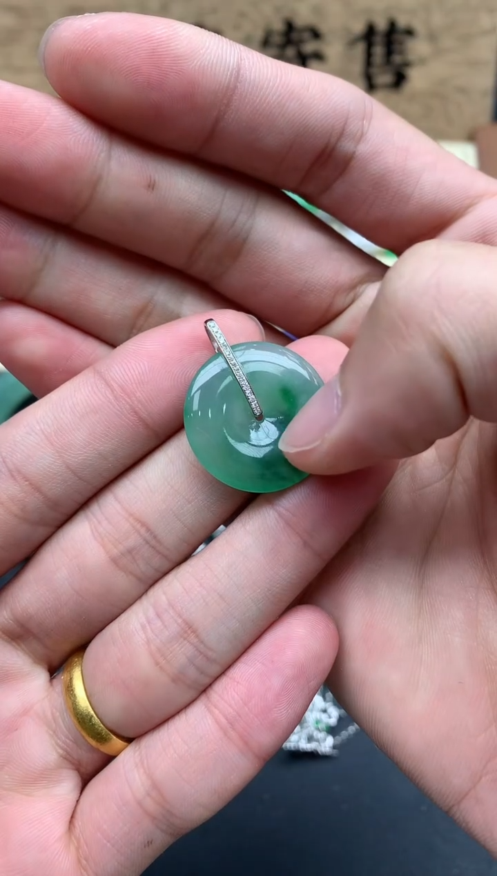 【闪购商品】翡翠颈饰18K金镶嵌169--中国好珍宝