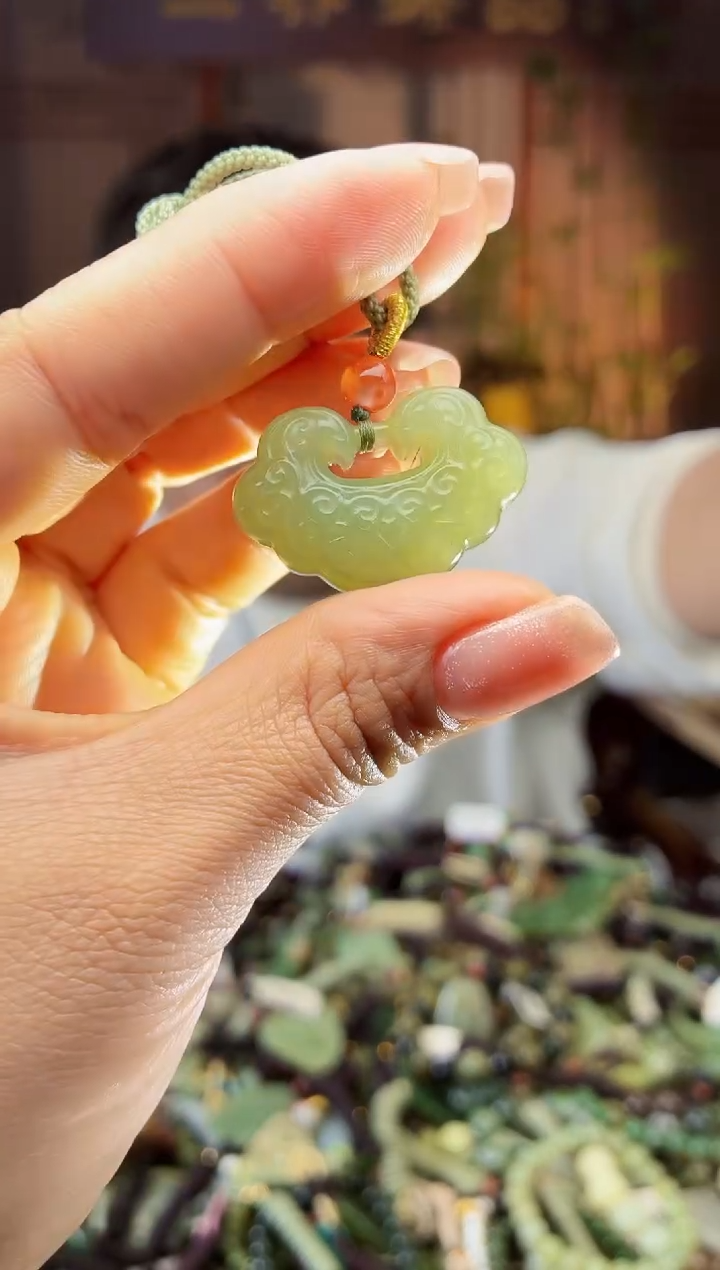 颈饰未镶嵌和田玉多样性发货拍一发一