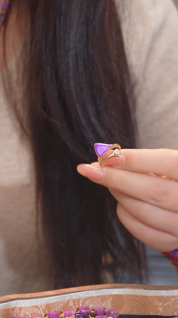 【闪购商品】苏纪石（舒俱来）戒指18K金镶嵌多样性发（24号）@@Q2323