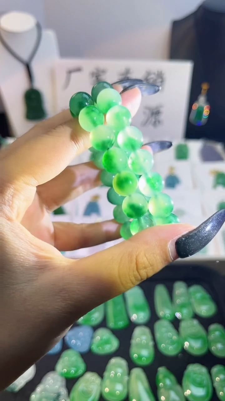 【闪购商品】翡翠手串未镶嵌翡翠颈饰未镶嵌天然翡翠吊坠