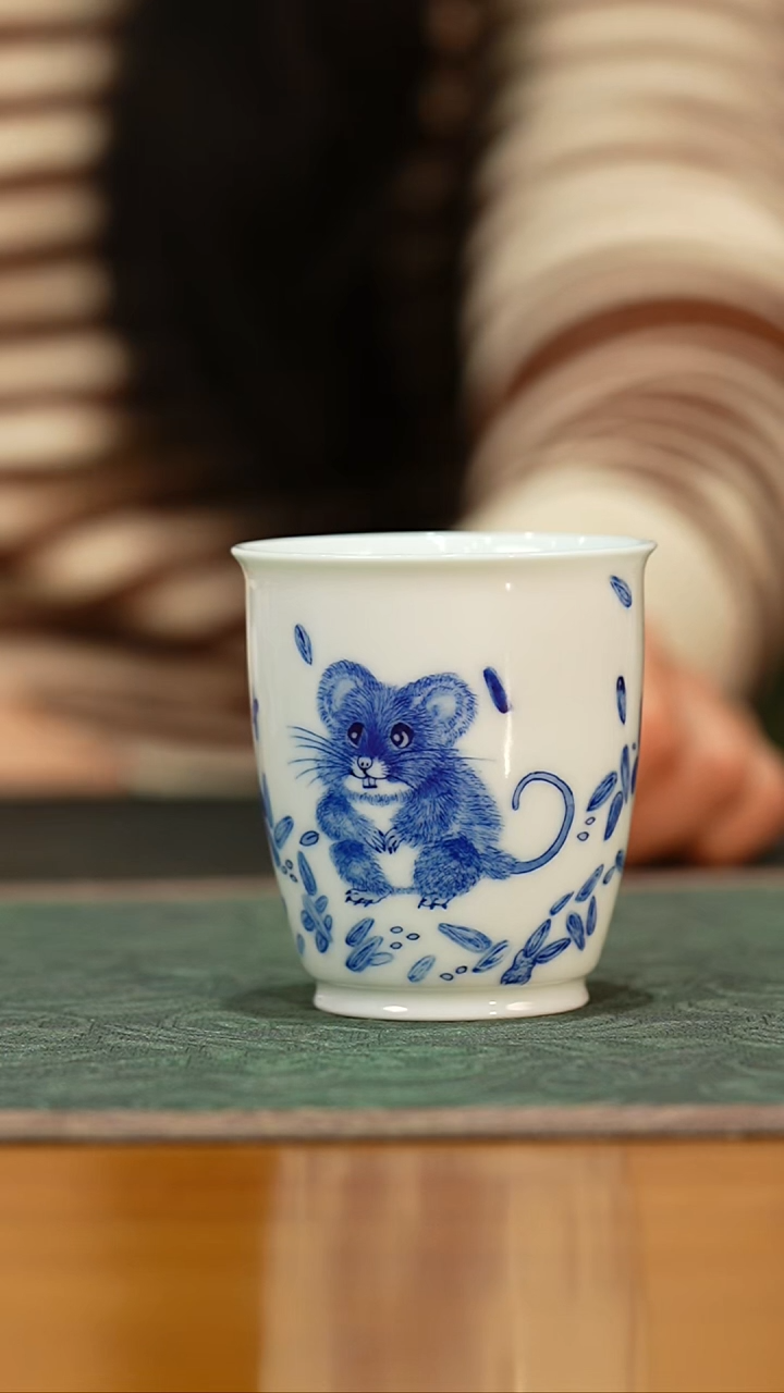 瓷瓷姑娘铭墨朗谷老鼠杯
