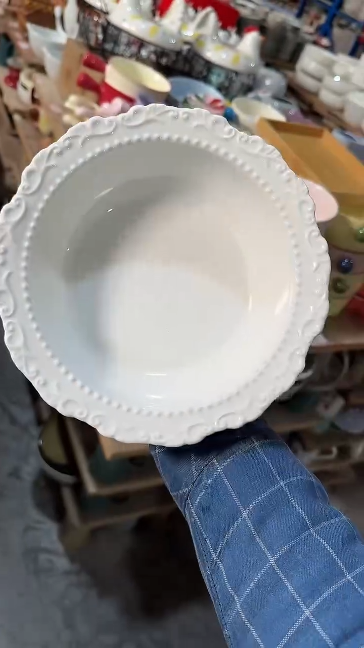 陶瓷浮雕草帽 微瑕凑满20元包邮