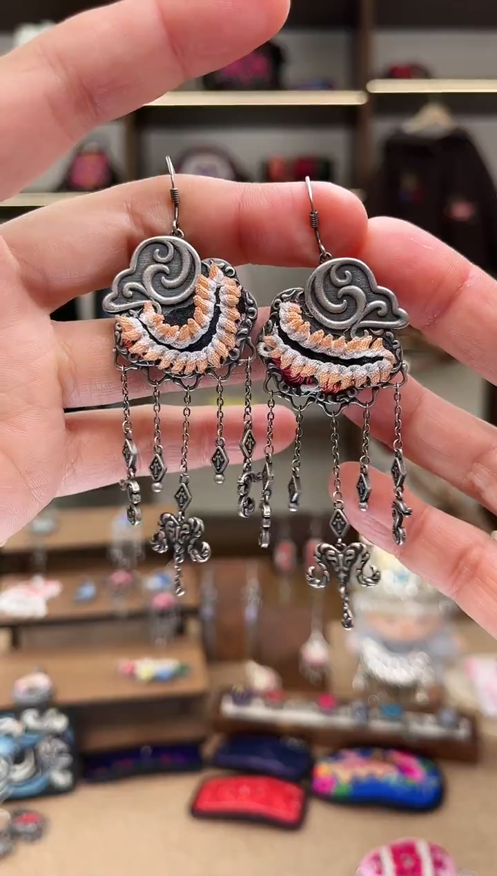 织绣1755黔东南苗族刺绣