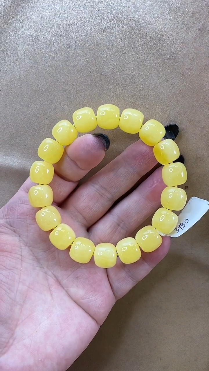 琥珀颈饰未镶嵌手串