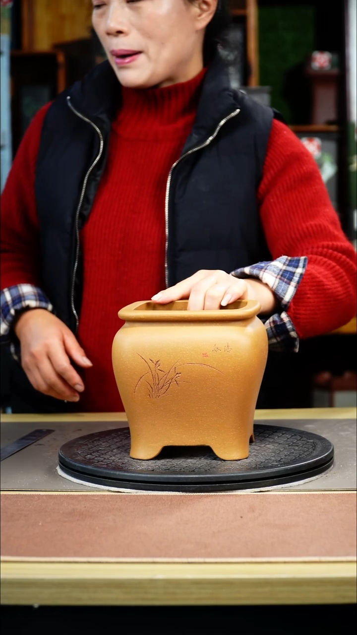 紫砂花盆紫砂花盆