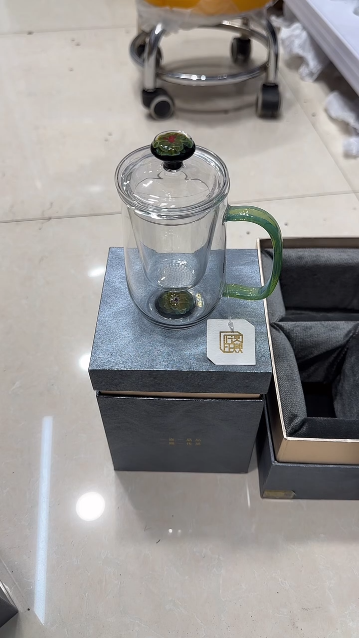 花珠三件杯晶焱1111