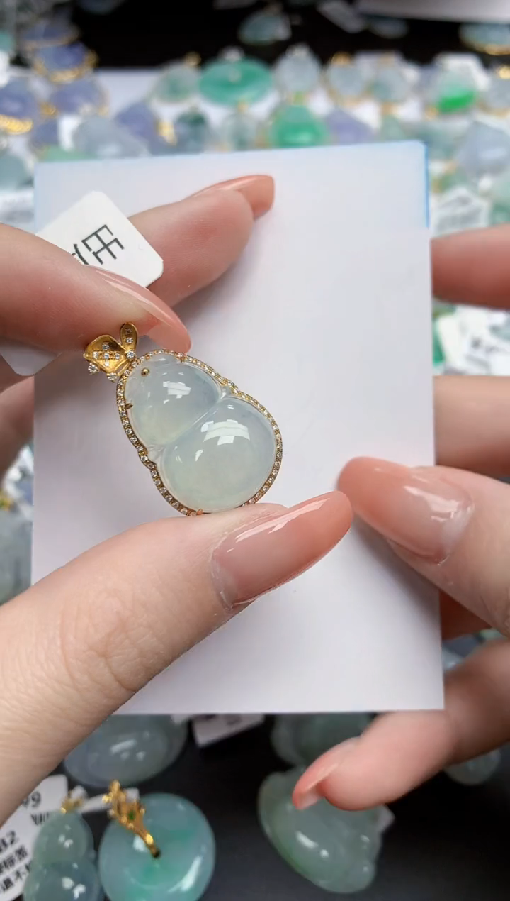 【闪购商品】翡翠颈饰18K金镶嵌天然缅甸翡翠A货