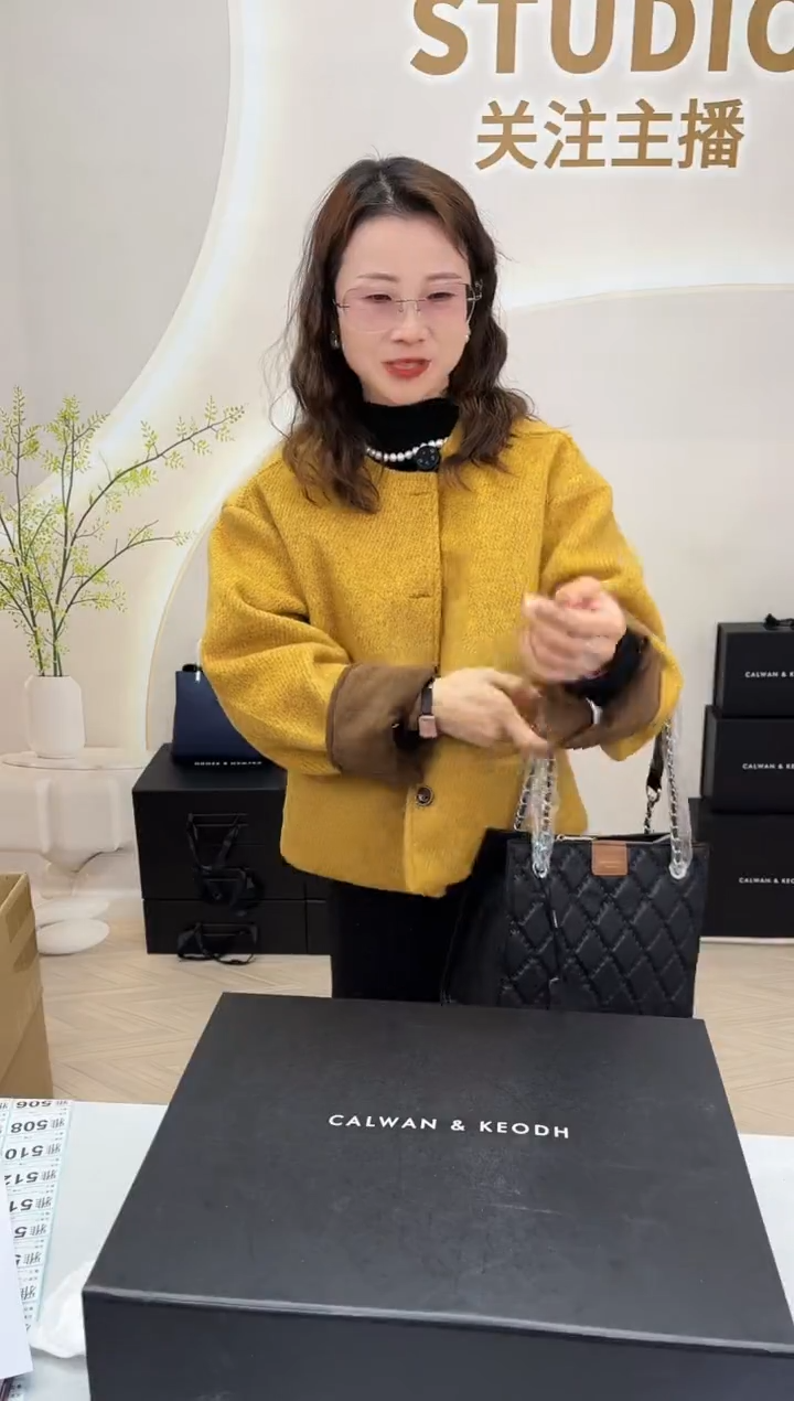 牛皮CALWAN KEODH 包包特卖697