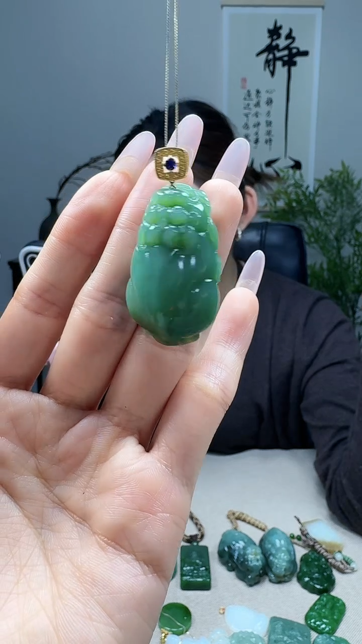 吊坠(不含链)18K金镶嵌和田玉1