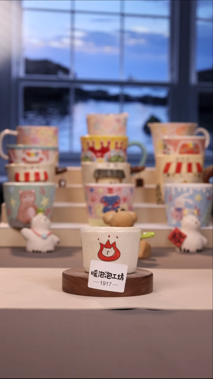 摆件景德镇原创手工陶瓷1917