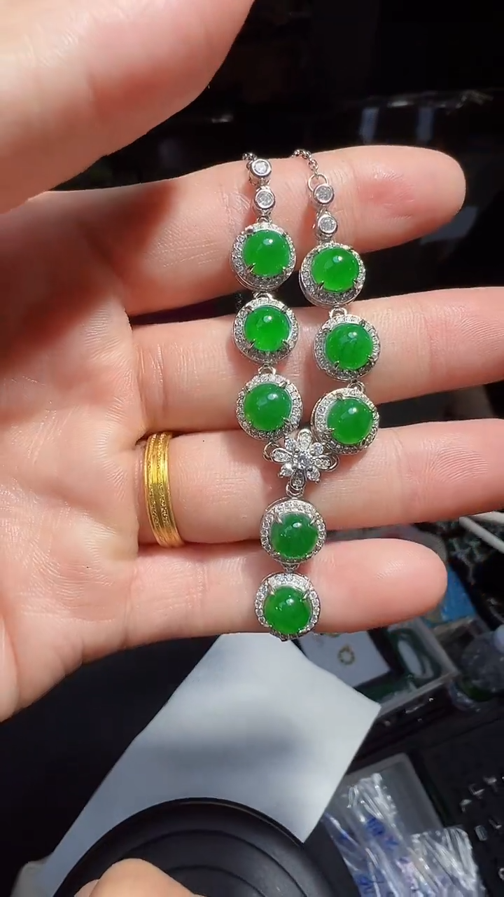 【闪购商品】定制翡翠未镶嵌项链1