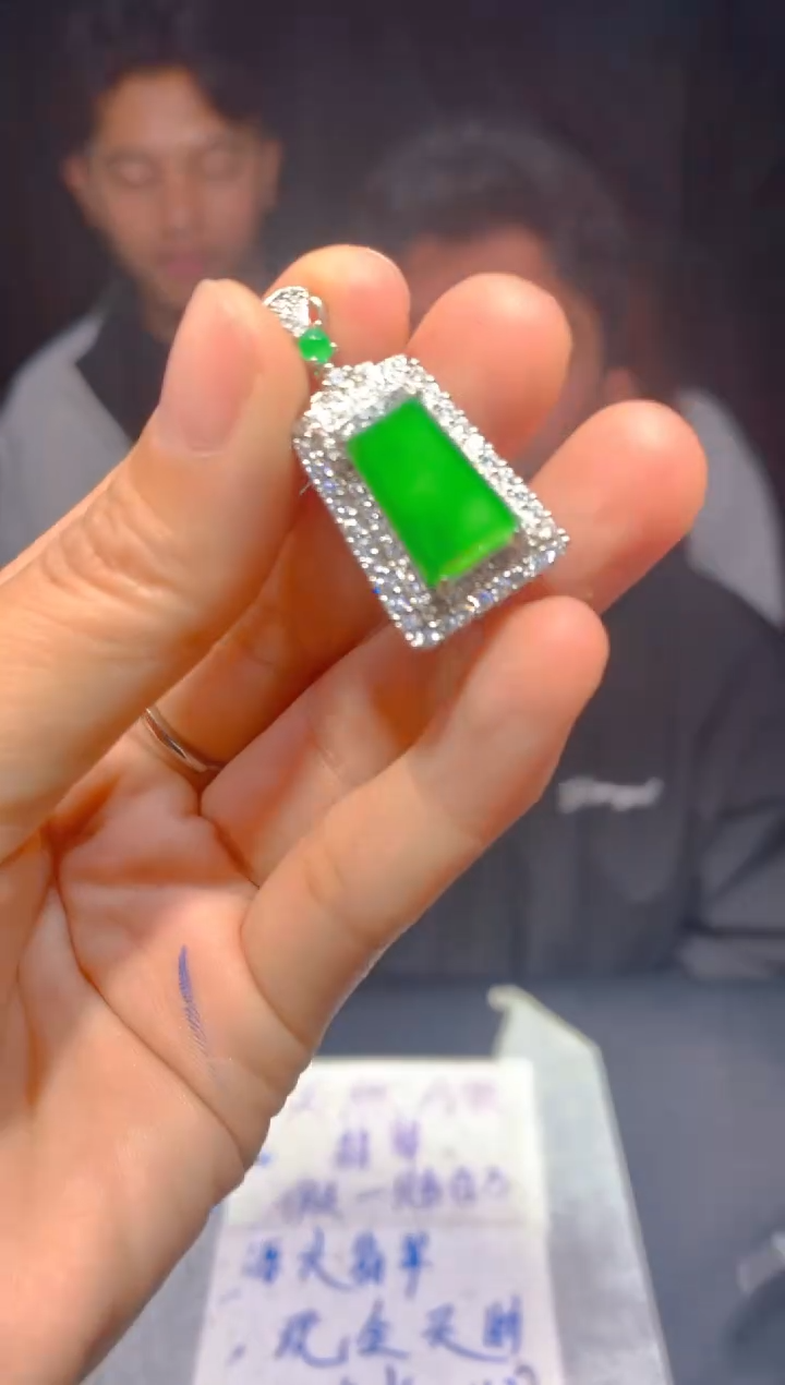 【闪购商品】定制翡翠未镶嵌28多样性发货（发其一）