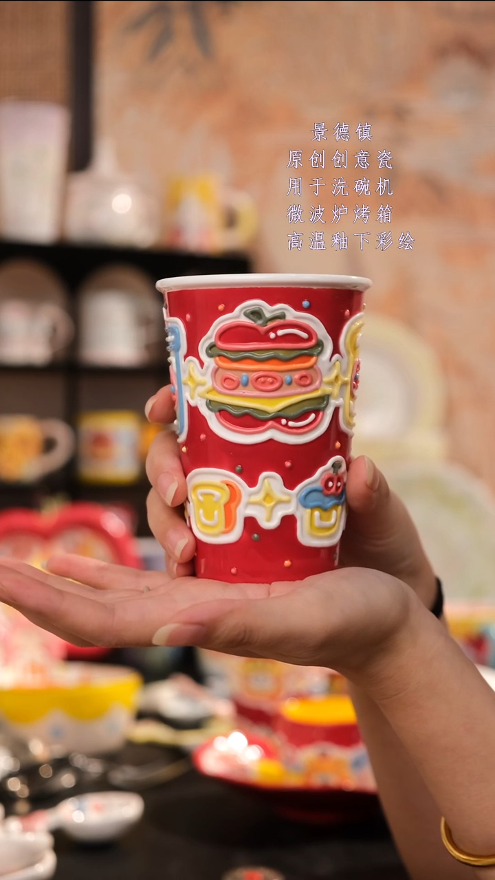 摆件景德镇手工手绘设计师款