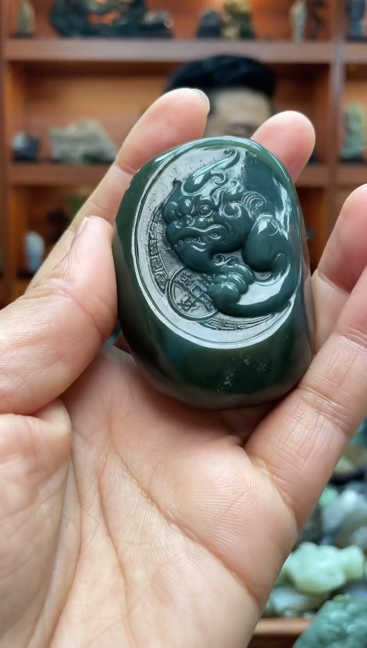 未镶嵌和田玉把件1