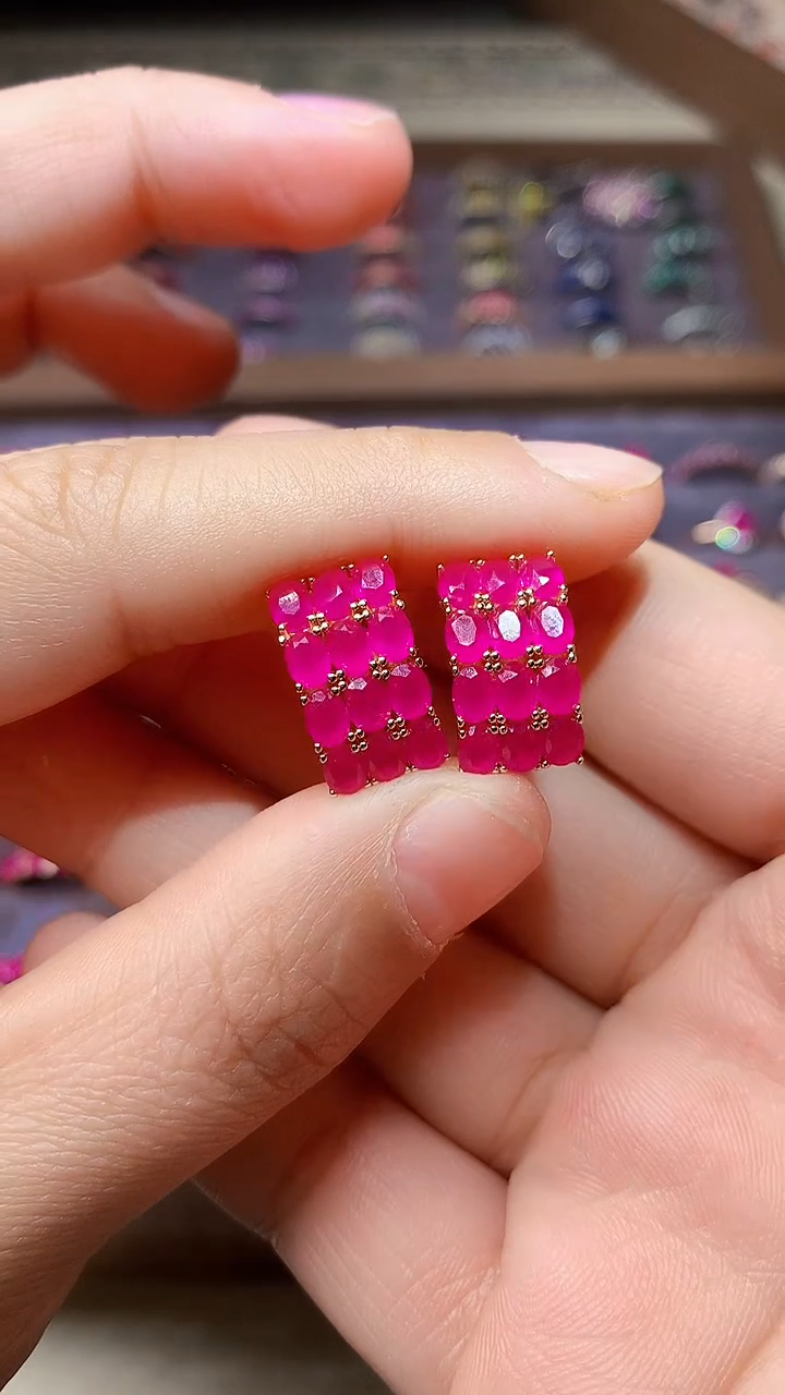 【闪购商品】红宝石耳饰银S925镶嵌000