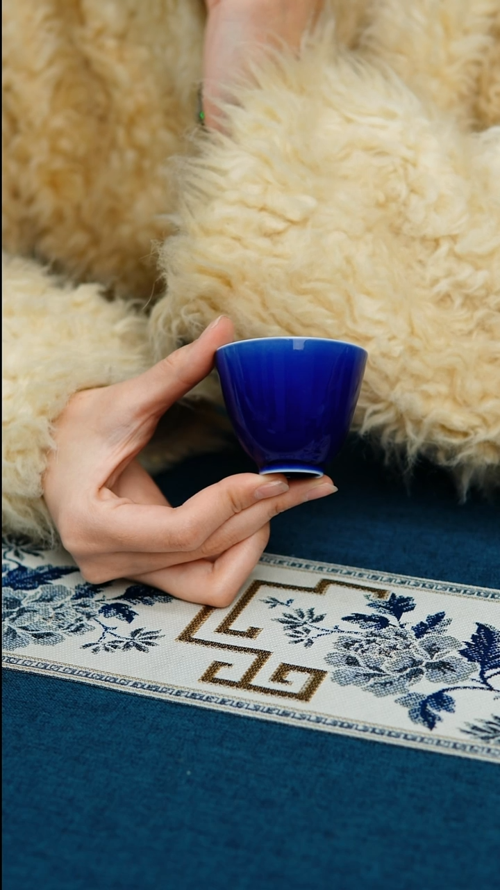 【闪购商品】直口铃铛宝石蓝微瑕（不退不换 介意勿拍）