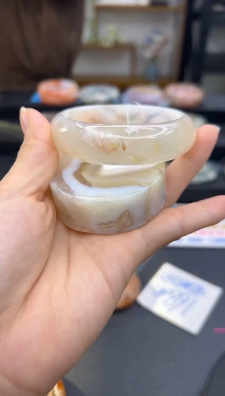 【闪购商品】石英质玉手镯未镶嵌A192(58圈赠送镯心)
