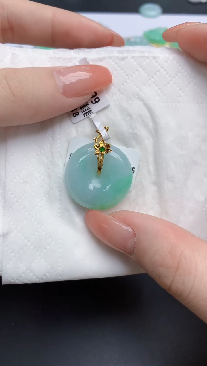 【闪购商品】翡翠颈饰18K金镶嵌天然缅甸翡翠A货