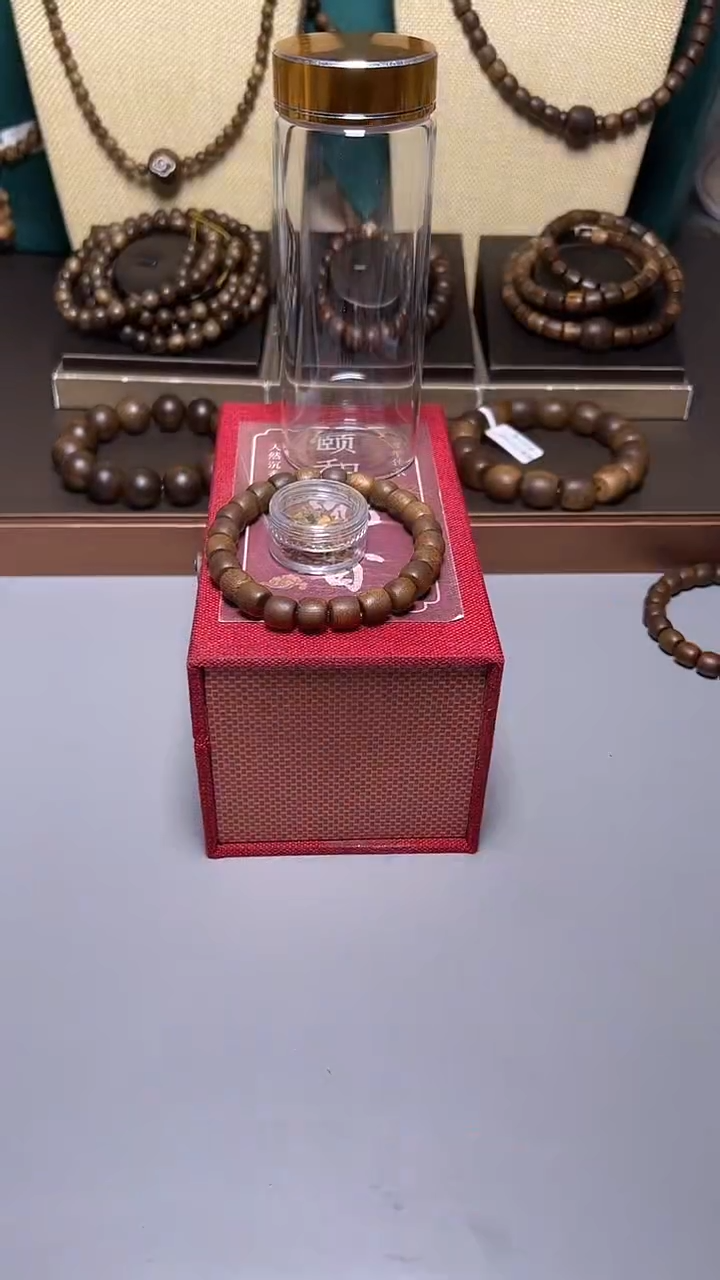 沉香芽庄白棋0.8桶珠单圈