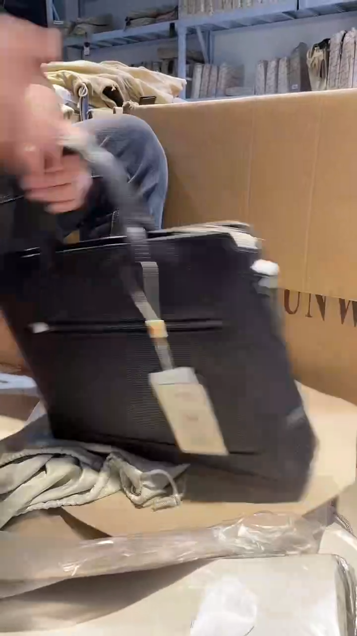 头层牛皮284品牌男包清货中（不要卡单，理性消费）