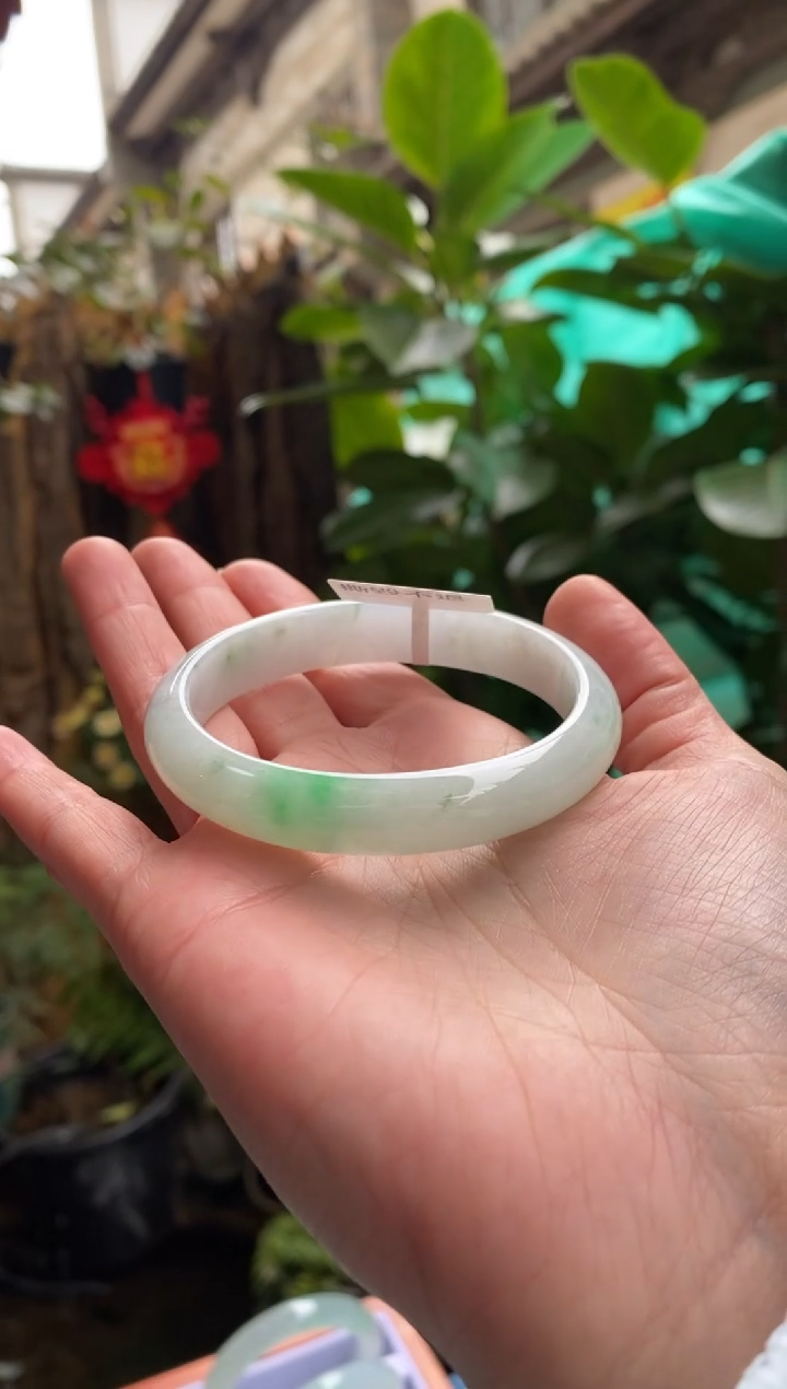 【闪购商品】翡翠手镯（贵妃镯）未镶嵌翡翠手镯55贵妃