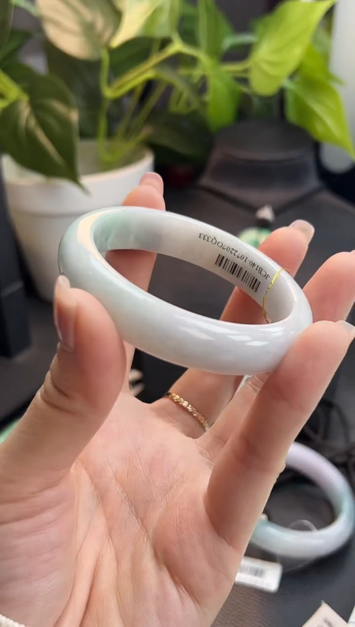 【闪购商品】翡翠手镯未镶嵌手镯56-58圈口