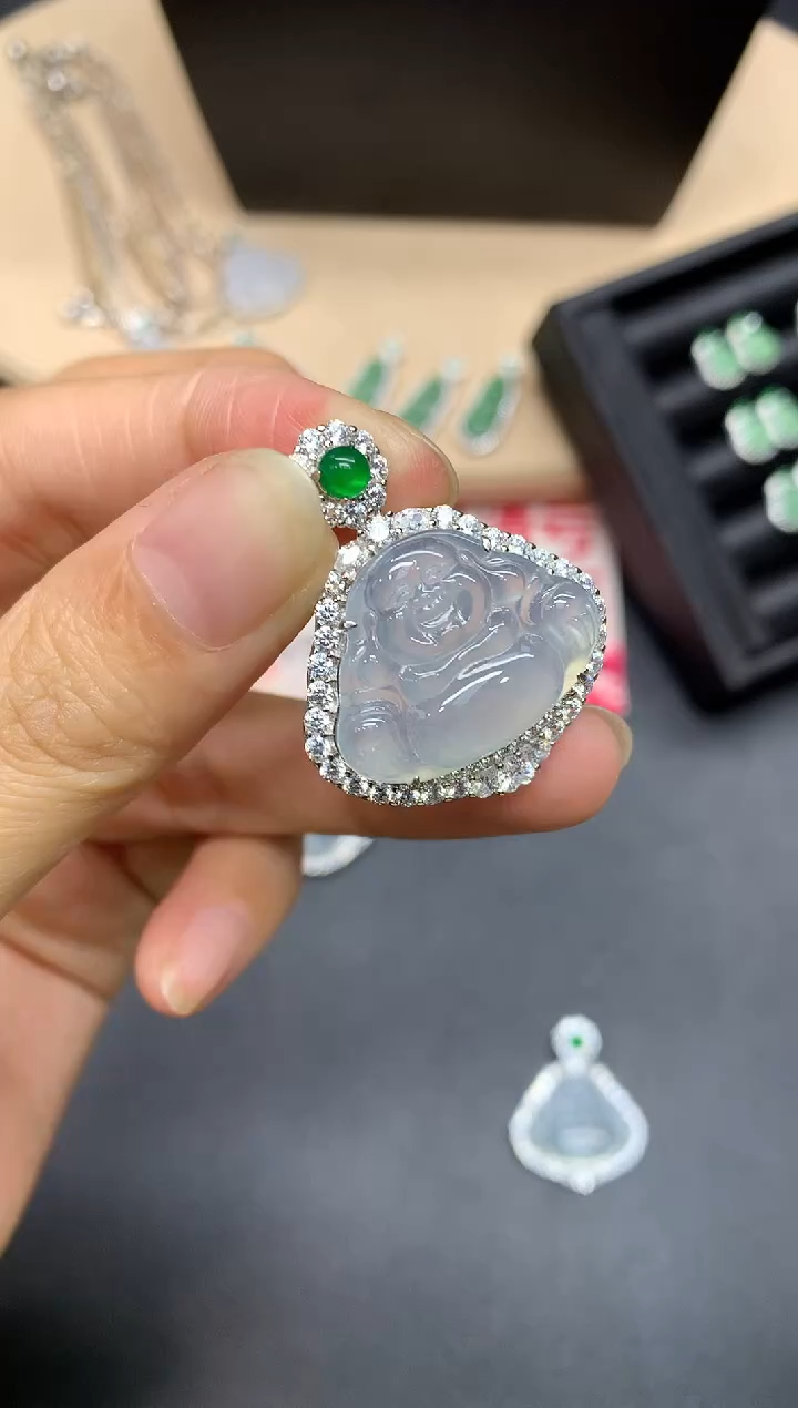 【闪购商品】翡翠吊坠(不含链)银S925镶嵌佛公【多样性发其一】