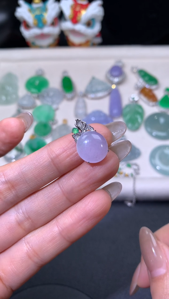 吊坠(不含链)18K金镶嵌翡翠翡翠