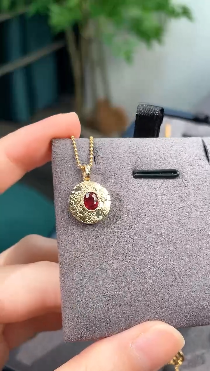 【闪购商品】红宝石颈饰18K金镶嵌0.51ct