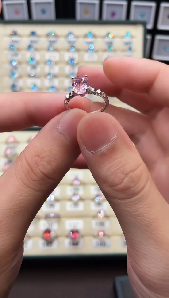 戒指彩色蓝宝石银S925镶嵌111