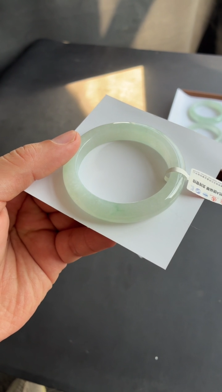 未镶嵌手镯翡翠20号51.8*10.6*8.8正圈