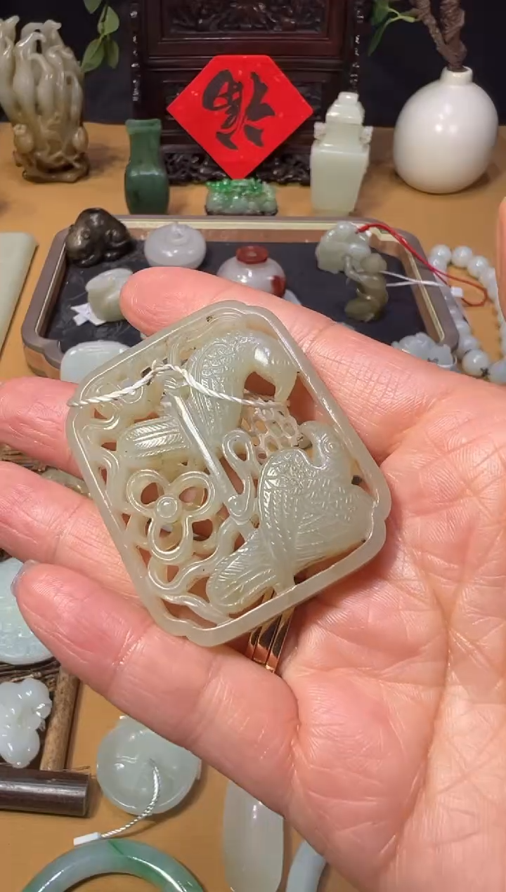 【闪购商品】和田玉XHM-953  鹦鹉佩