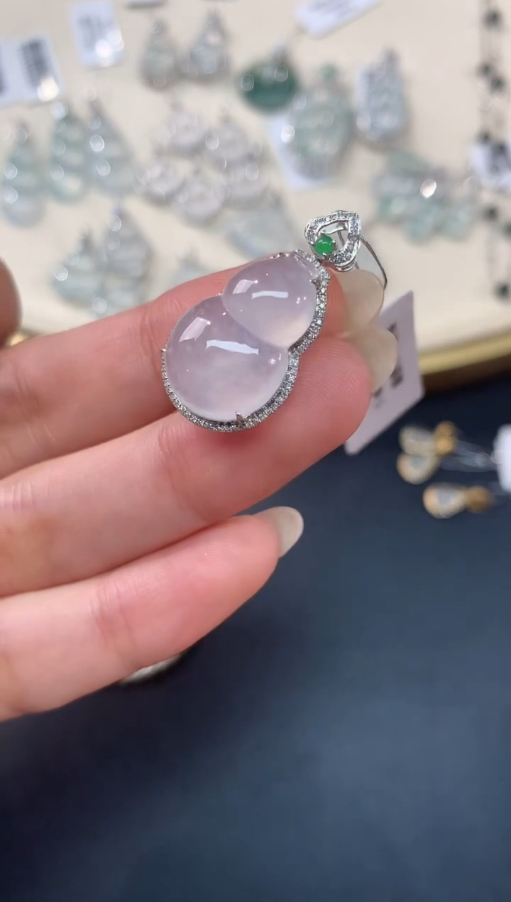 【闪购商品】翡翠吊坠(不含链)18K金镶嵌A369|2980