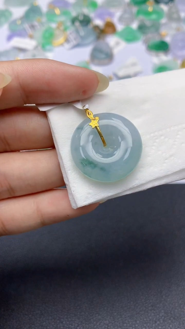 颈饰18K金镶嵌翡翠天然缅甸a货翡翠百元以上9元证书费自理