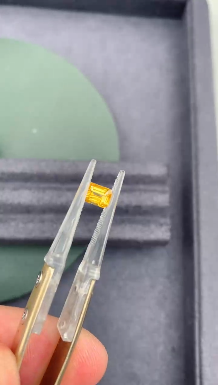 彩色蓝宝石裸石未镶嵌1ct黄蓝宝