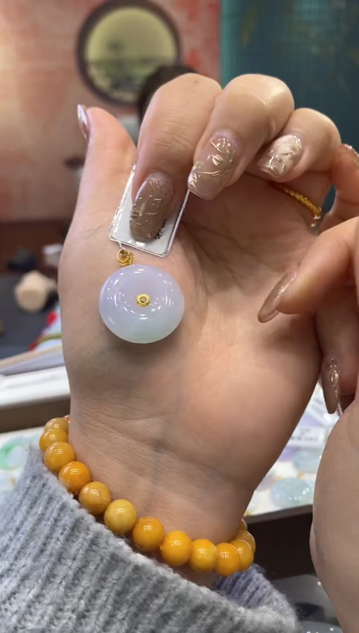 【闪购商品】翡翠吊坠(不含链)18K金镶嵌多人0011315