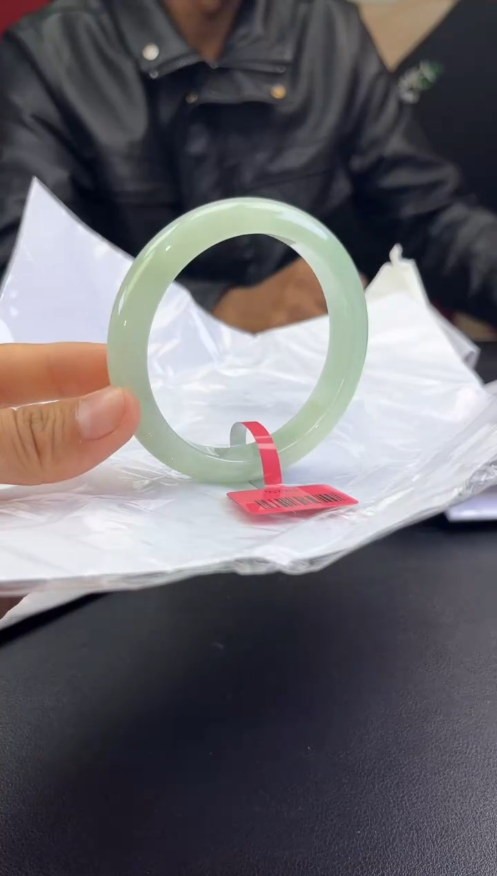【闪购商品】翡翠手镯未镶嵌翡翠手镯