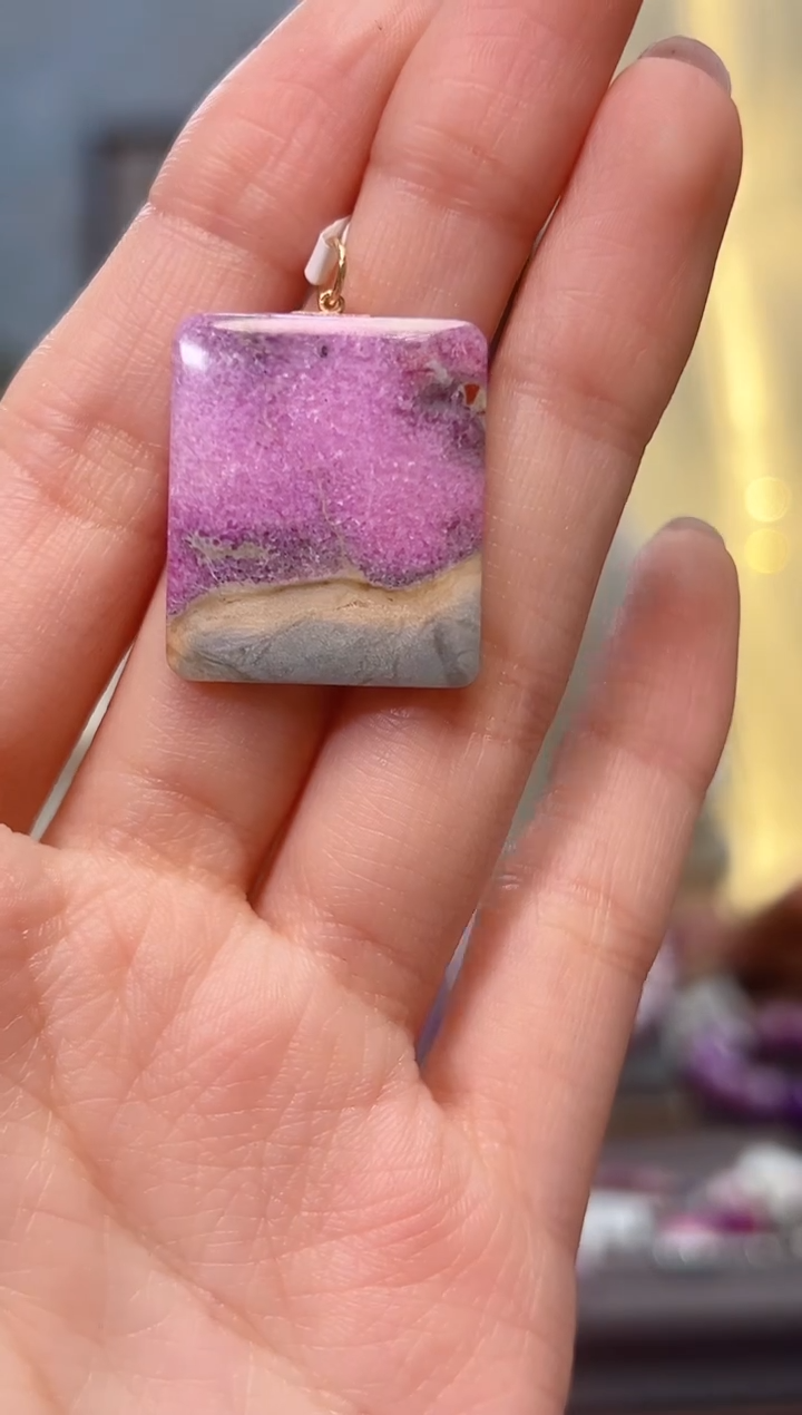 【闪购商品】苏纪石（舒俱来）吊坠(不含链)18K金镶嵌1