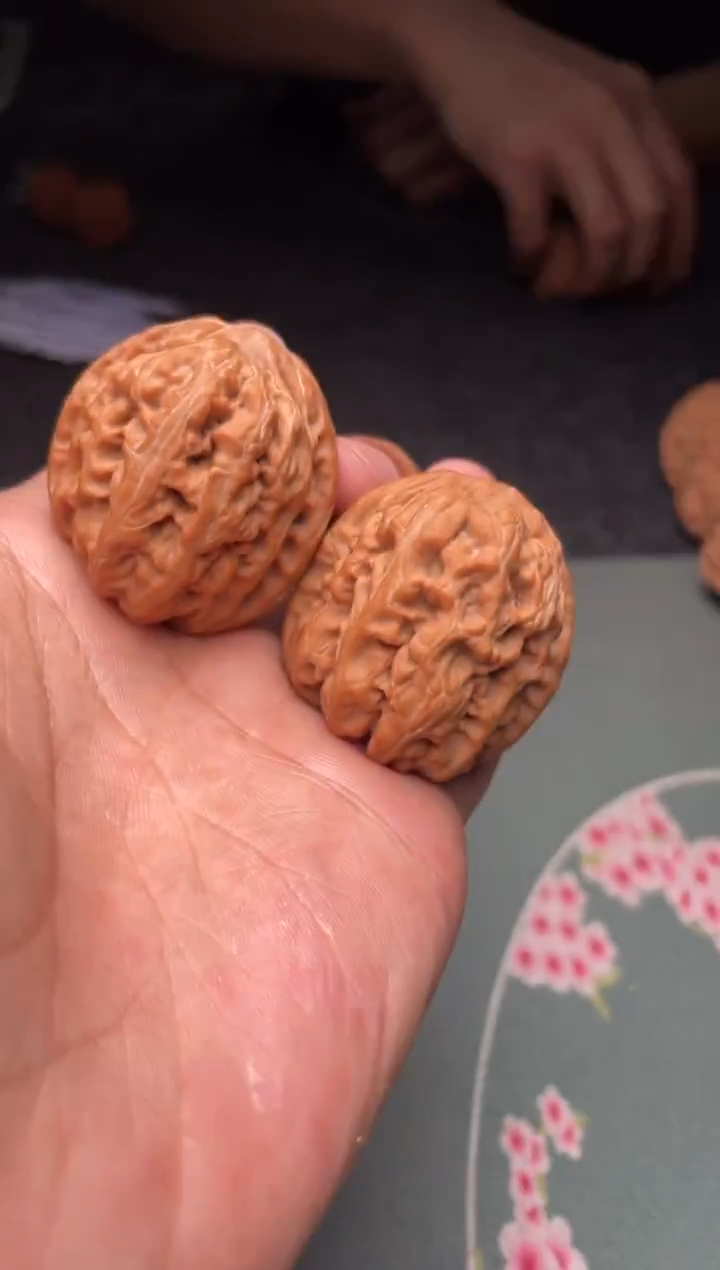 把件文玩核桃a238  红锦鲤38尺