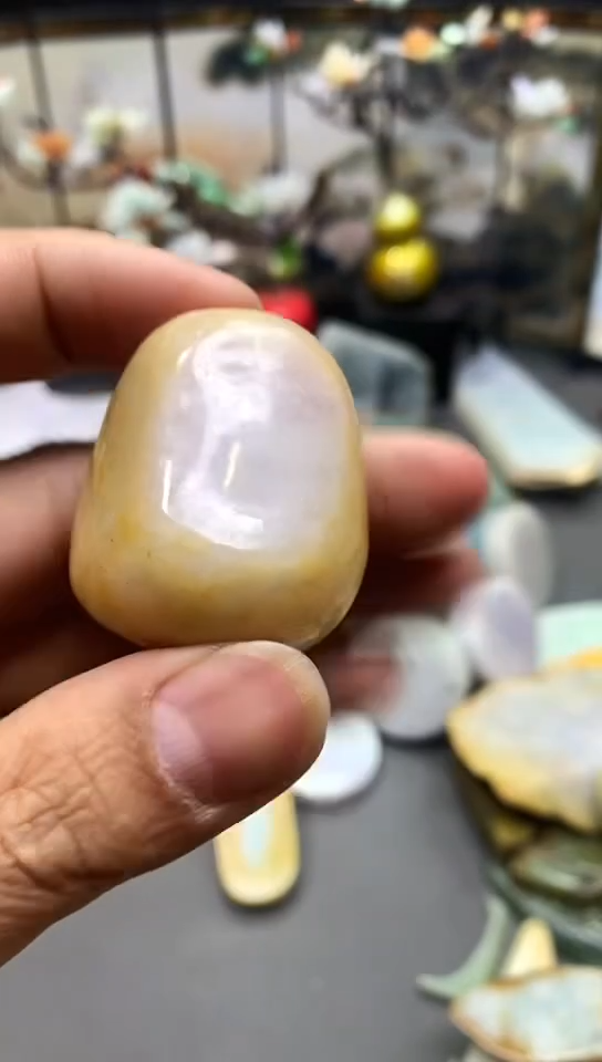 【闪购商品】翡翠耳饰未镶嵌天然翡翠A货