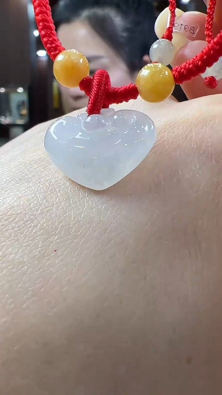 【闪购商品】翡翠挂件未镶嵌手绳