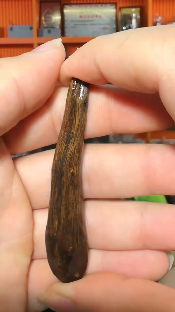 沉香吊坠77号沉水白棋多样性发一