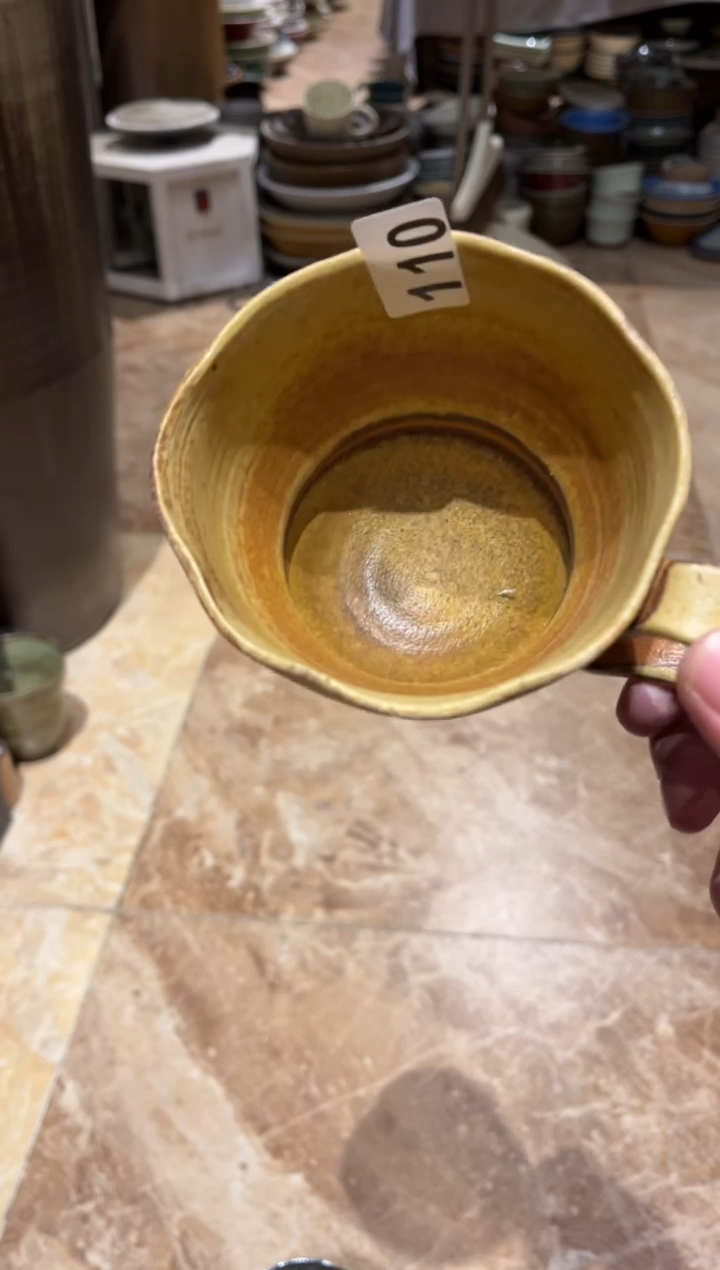 【闪购商品】瓷片110黄色手捏咖啡杯1个